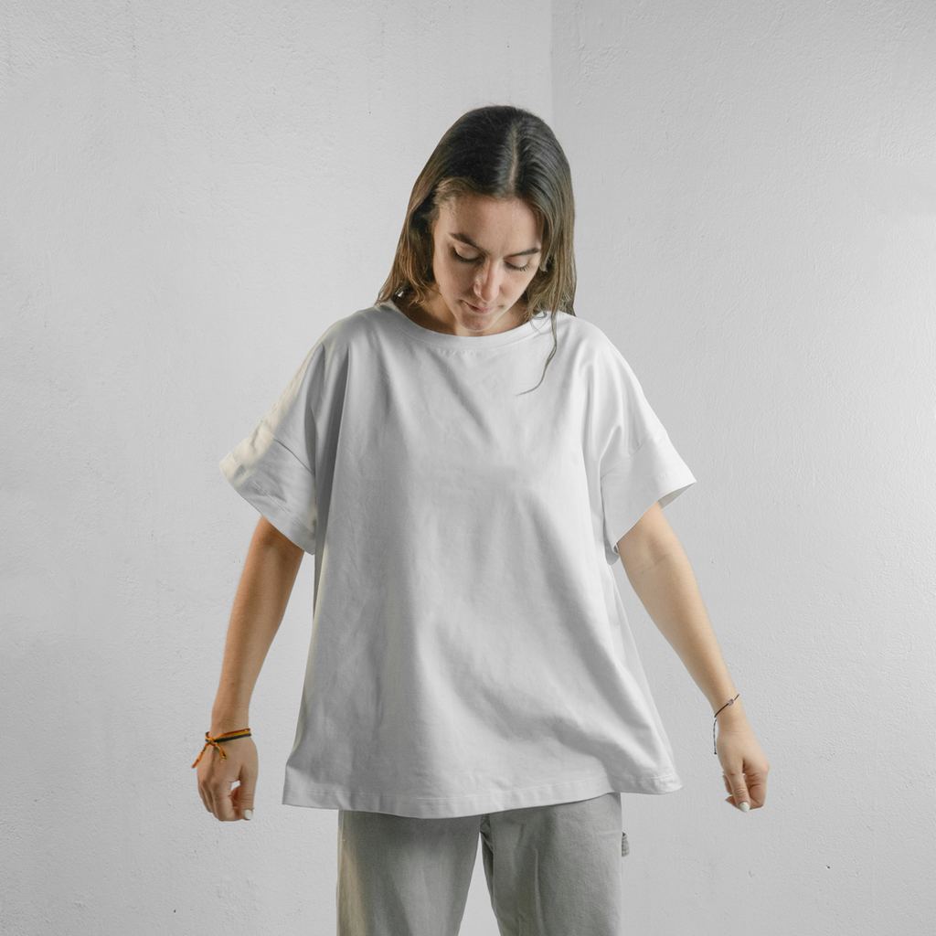 CAMISETA CORTE CUADRADRO FLN