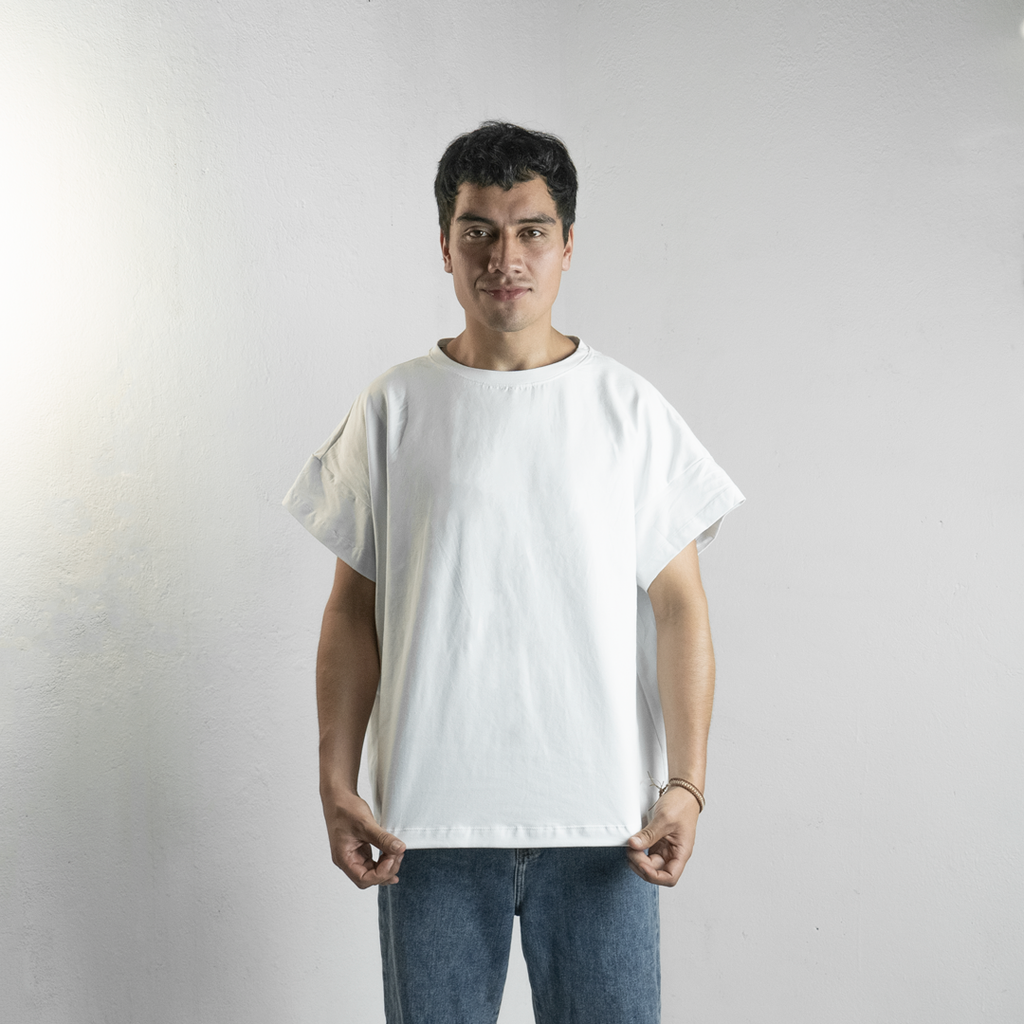 CAMISETA CORTE CUADRADRO FLN